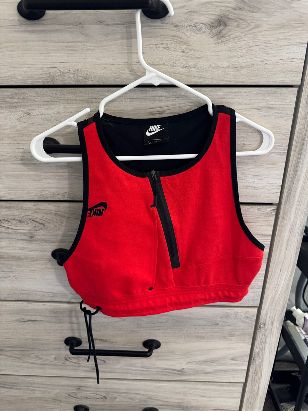 Nike top